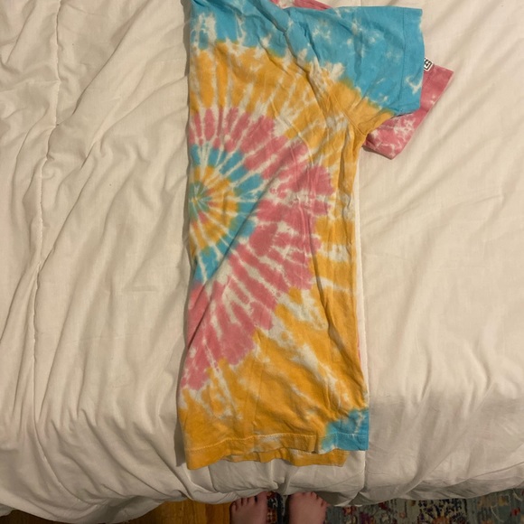 Bundle of two cute graphic tees! - Picture 4 of 5